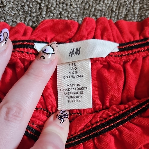 H&M Sun-Faded Red Ruffled Peplum Blouse - Picture 2 of 3